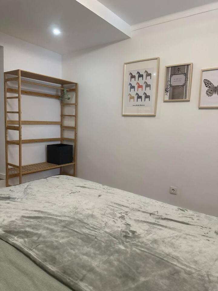 Stylish Renovated In Chiado Apartamento Lisboa