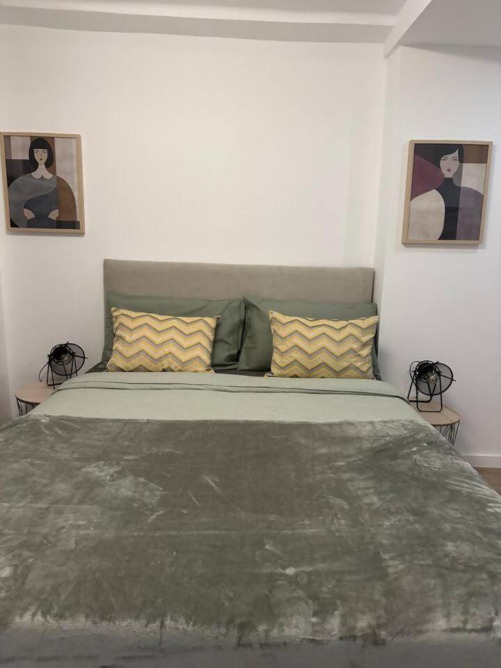 Stylish Renovated In Chiado Apartamento *