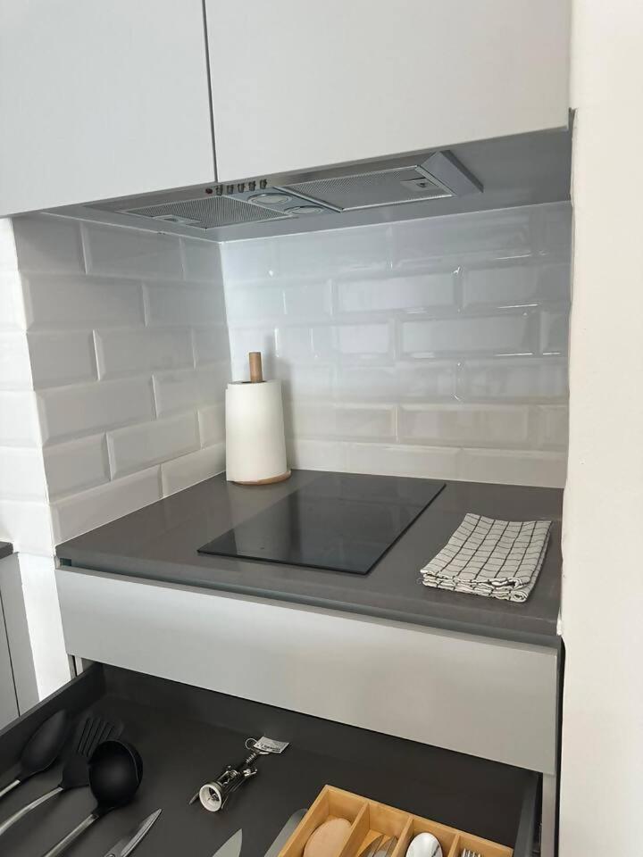 Apartamento Stylish Renovated In Chiado Lisboa